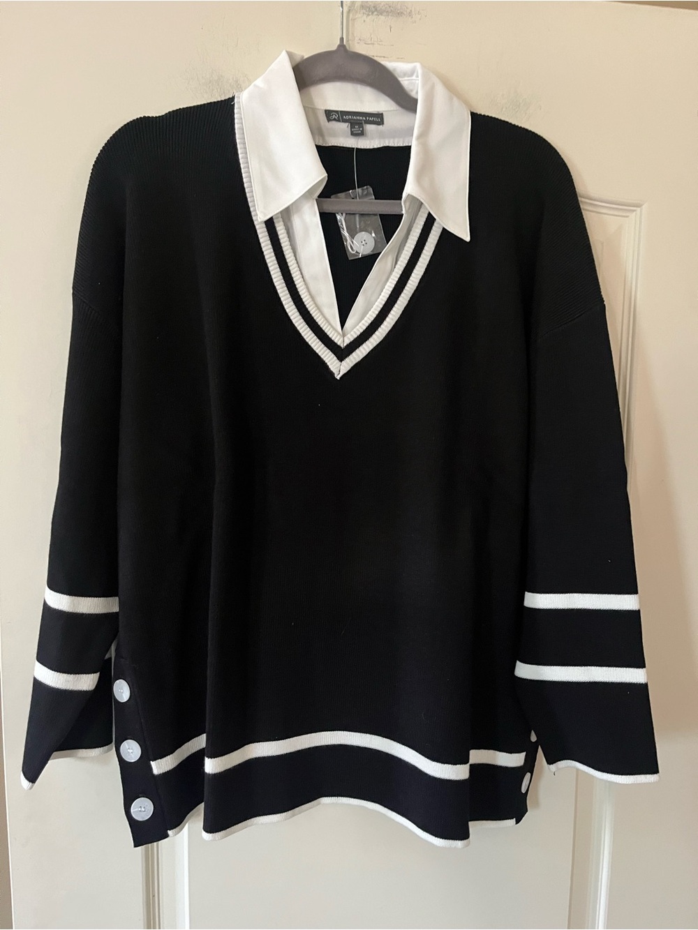 Adrianna Papell Black V-Neck Layered Sweater with White Stripes Size 1X - Picture 4 of 14